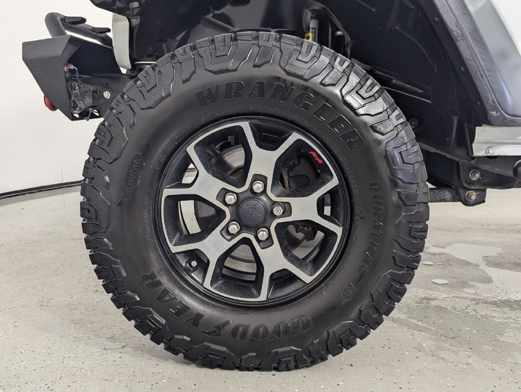 Used 2019 Jeep Wrangler Unlimited Rubicon AWD/4WD image 9