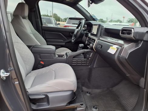 Certified 2026 Toyota Tacoma SR5 RWD image 19