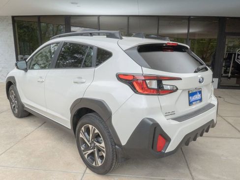 Used 2024 Subaru Crosstrek 2.0i Premium AWD/4WD image 5