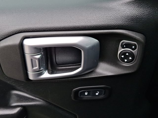 Used 2020 Jeep Wrangler Unlimited Sport AWD/4WD image 12
