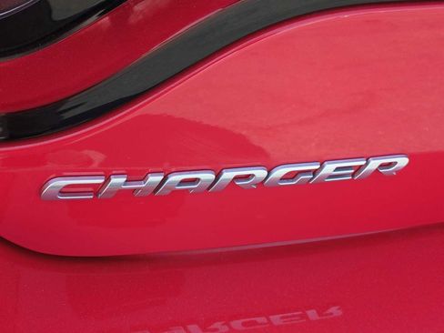 Used 2022 Dodge Charger R/T w/ Plus Group RWD image 9