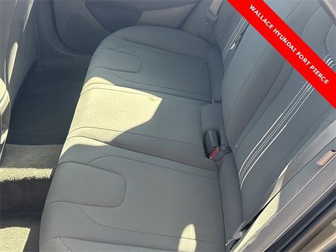 Used 2024 Hyundai Elantra SEL image 13