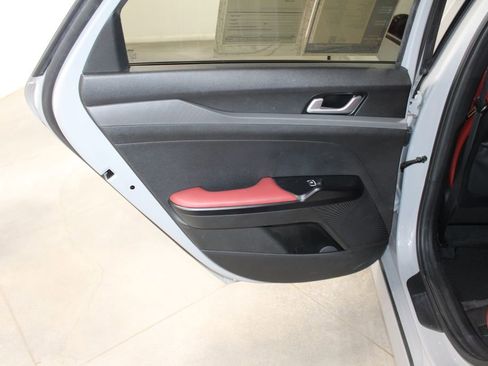 Used 2023 Kia K5 GT-Line image 26