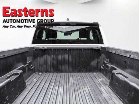 Used 2024 Toyota Tacoma SR image 9