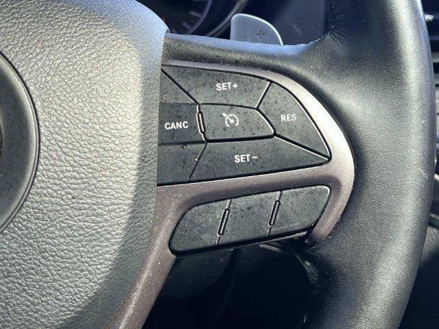 Used 2021 Jeep Grand Cherokee Limited w/ Sun & Sound Group AWD/4WD image 26