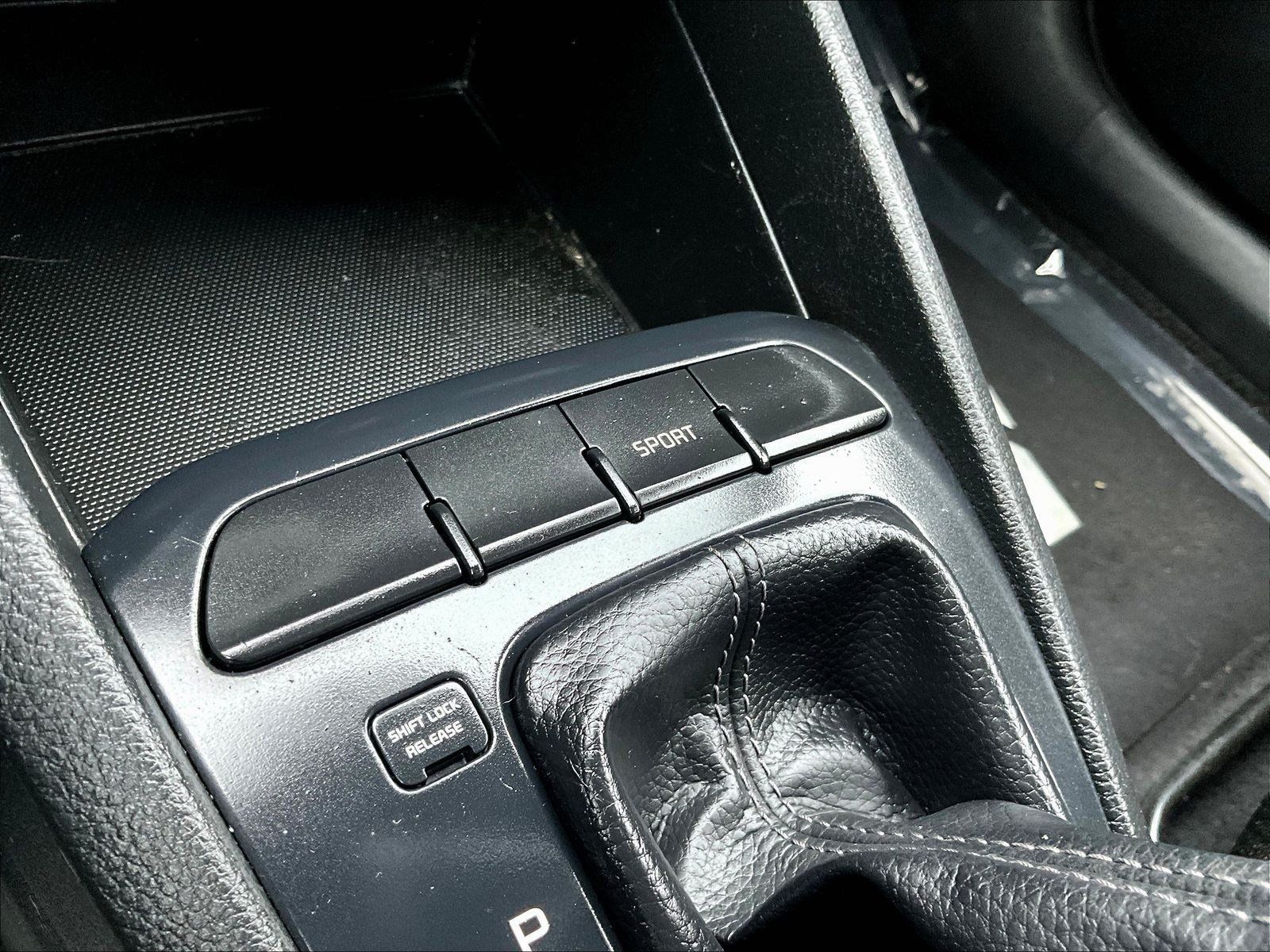 Used 2023 Kia Rio S FWD image 14