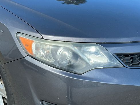 Used 2014 Toyota Camry SE FWD image 14