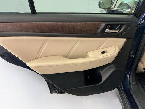 Used 2018 Subaru Outback 3.6R Limited image 28