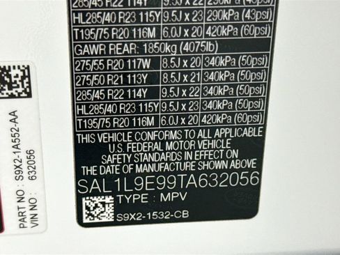 New 2026 Land Rover Range Rover Sport Dynamic SE AWD/4WD image 35