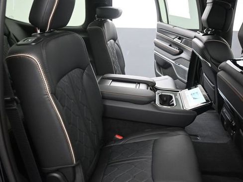 New 2026 Jeep Grand Wagoneer Summit AWD/4WD image 21