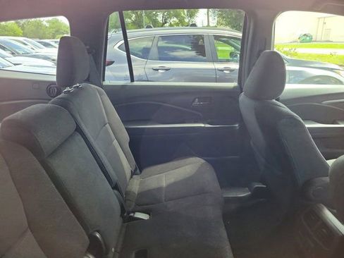 Used 2022 Honda Pilot Sport image 4