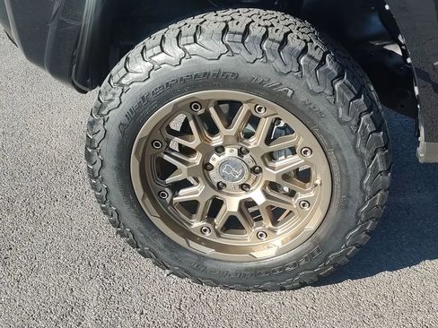 Used 2020 Toyota 4Runner SR5 image 18