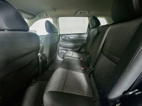 Used 2018 Nissan Rogue SV FWD image 26
