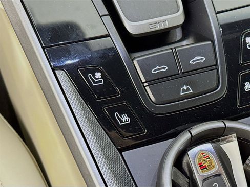 Used 2020 Porsche 911 Carrera image 22