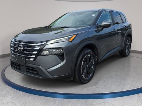 Used 2024 Nissan Rogue SV AWD/4WD image 1