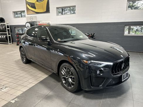 Used 2023 Maserati Levante Modena S AWD/4WD image 10