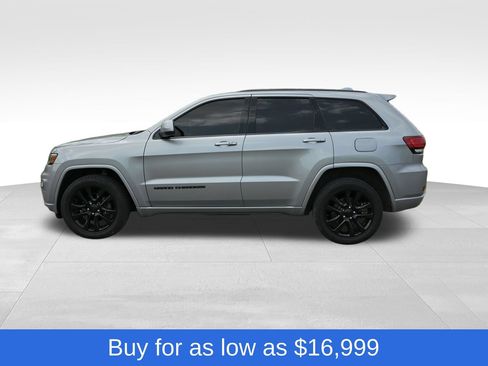 Used 2018 Jeep Grand Cherokee Altitude AWD/4WD image 8