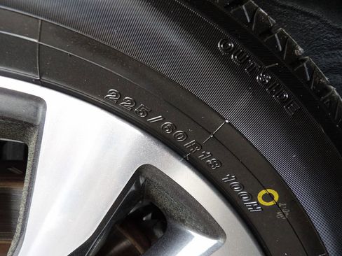 Used 2024 Subaru Outback Touring XT image 31