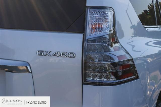 Certified 2022 Lexus GX 460 Premium w/ Premium Package AWD/4WD image 5