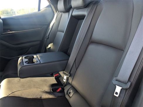 Used 2025 MAZDA MAZDA3 Hatchback w/Premium Plus Pkg image 28