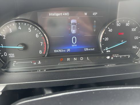 Used 2021 Ford Explorer XLT AWD/4WD image 27