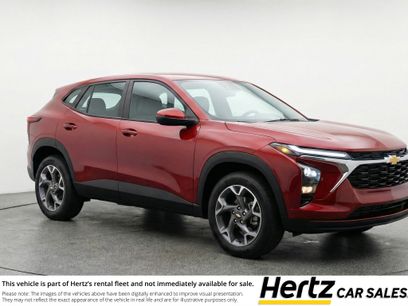 Used 2025 Chevrolet Trax LT