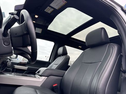 Certified 2022 Ford F350 Lariat w/ Lariat Ultimate Package image 21