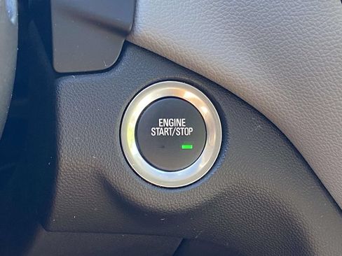 Used 2024 Chevrolet Equinox LT AWD/4WD image 22