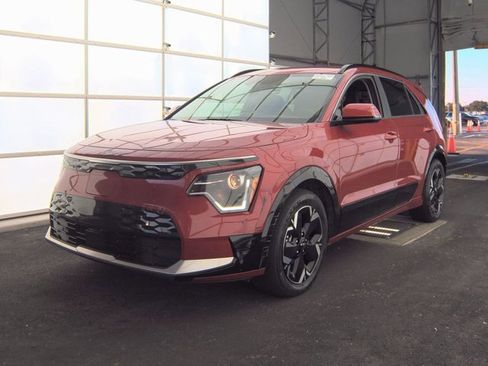 Used 2024 Kia Niro Wind image 1