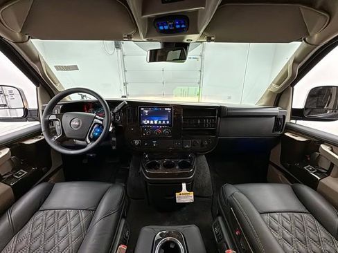 New 2026 GMC Savana 2500 w/ Driver Convenience Package RWD image 26