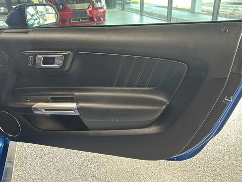 Used 2018 Ford Mustang GT Premium RWD image 23