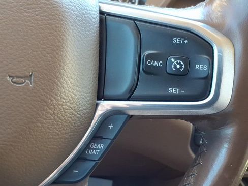 Used 2019 RAM 1500 Laramie image 28