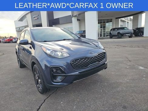 Used 2022 Kia Sportage Nightfall Edition image 3