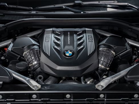 Used 2023 BMW X5 M50i w/ Executive Package image 63