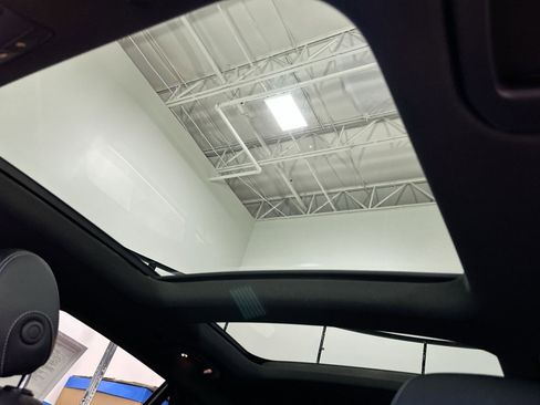 Used 2022 Mercedes-Benz GLC 300 4MATIC image 31