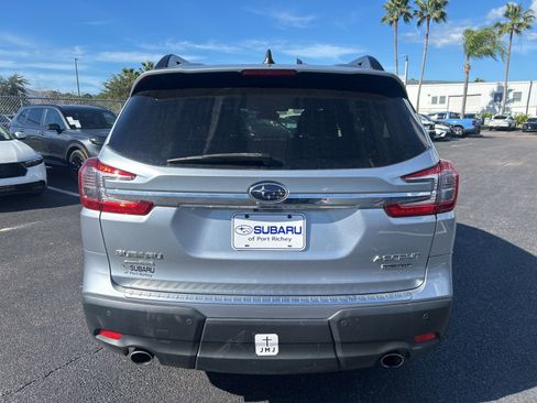 Used 2024 Subaru Ascent Limited w/ Technology Package image 6