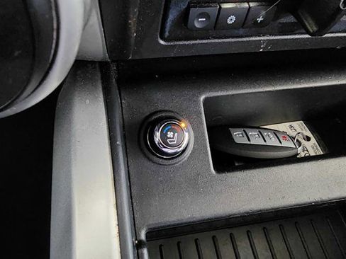 Used 2018 Nissan Titan PRO-4X w/ Pro-4x Convenience Package image 24