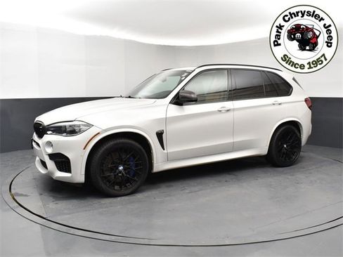 Used 2018 BMW X5 M image 3
