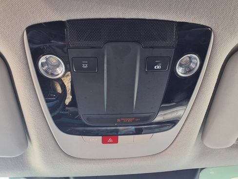 Certified 2024 Kia Seltos EX FWD image 8