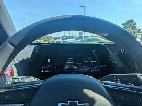 New 2026 Chevrolet Equinox RS image 32