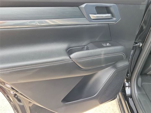 New 2027 GMC Terrain Elevation w/ Elevation Premium Package AWD/4WD image 14