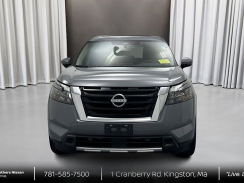 New 2025 Nissan Pathfinder Platinum w/ Cargo Package image 2