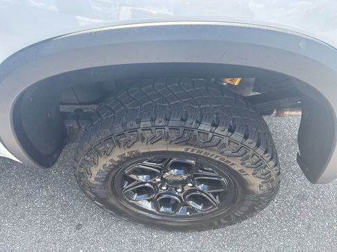 Used 2024 Chevrolet Silverado 1500 ZR2 w/ ZR2 Bison Edition AWD/4WD image 11