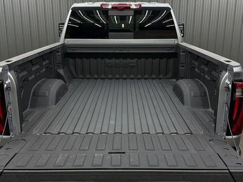 Used 2026 GMC Sierra 3500 Denali w/ Denali Reserve Package AWD/4WD image 17