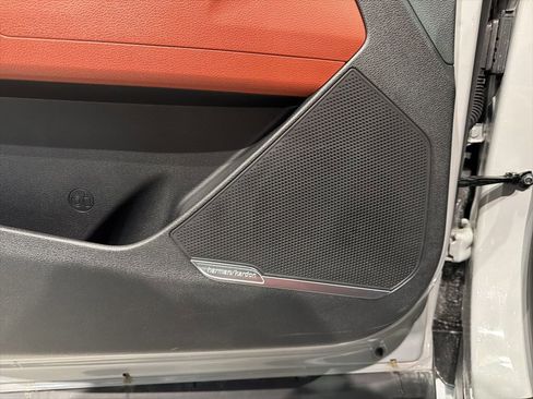 Used 2024 Kia Sportage SX image 12