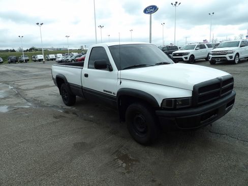 Used 2001 Dodge Ram 1500 Truck 2WD Regular Cab image 6