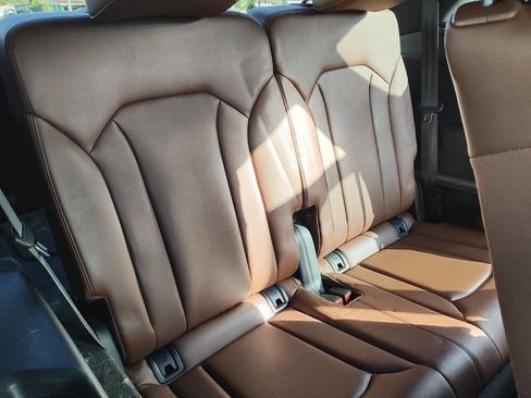 Used 2018 Audi Q7 2.0T Premium Plus image 32