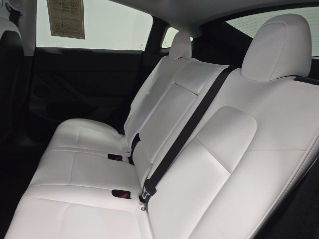 Used 2024 Tesla Model Y Performance AWD/4WD image 23