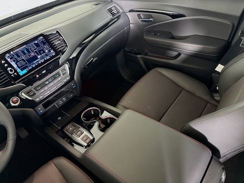 New 2026 Honda Ridgeline Black Edition image 29