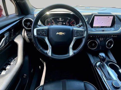 Used 2019 Chevrolet Blazer Premier w/ Sun and Wheels Package FWD image 6